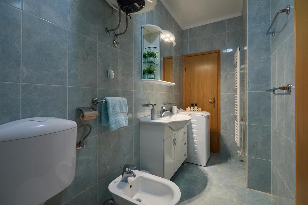 Apartman Ani مْليني المظهر الخارجي الصورة